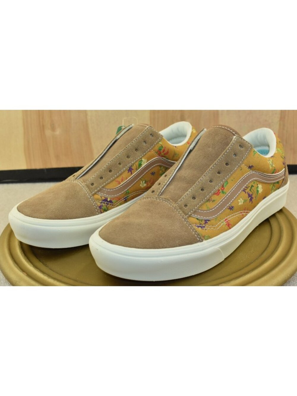 Vans Old Skool Comfycush Unisex Men Shoes Size 9 Gold Fatal Floral Suede Sneaker
